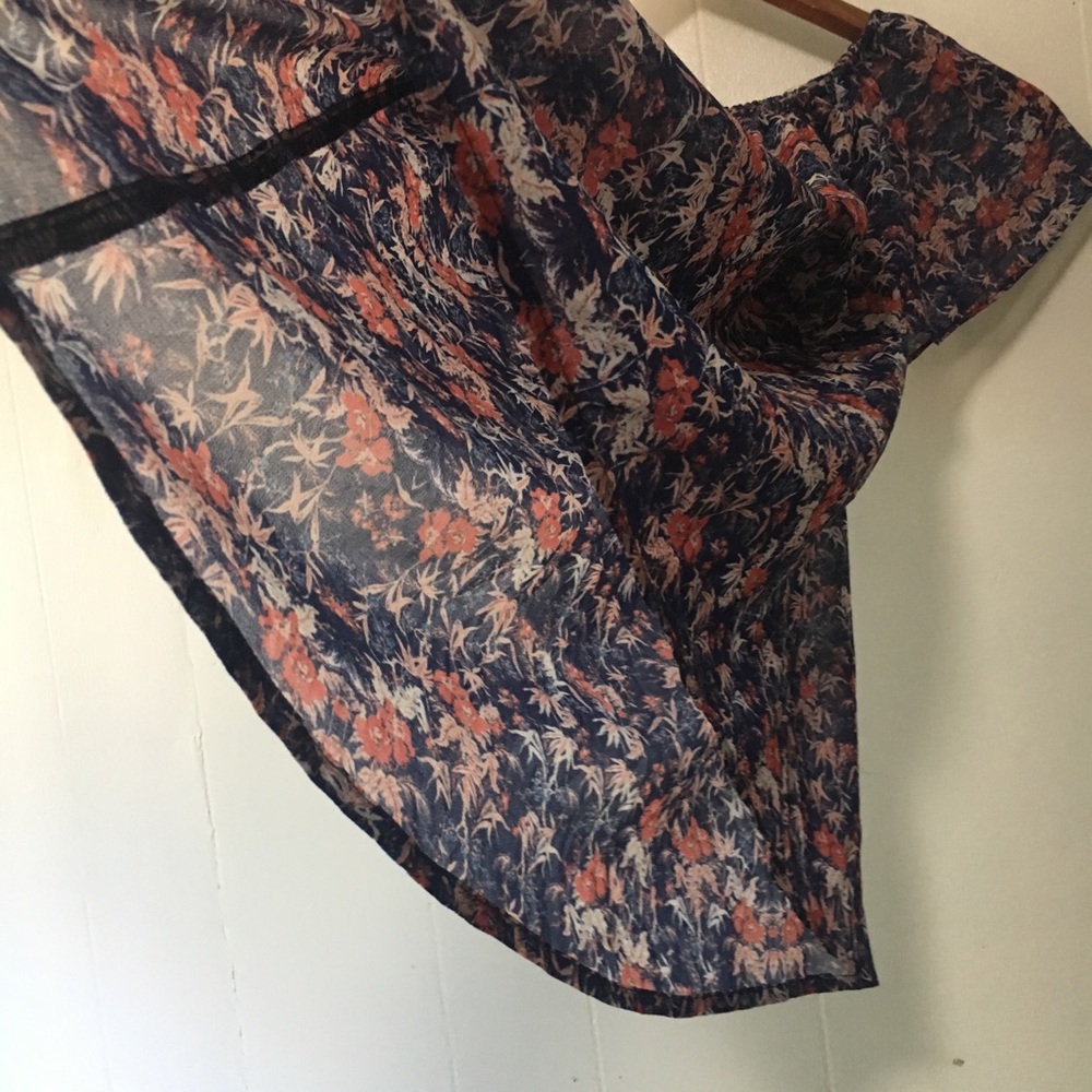 • sanctuary by anthropologie floral print top • - Picture 6 of 10